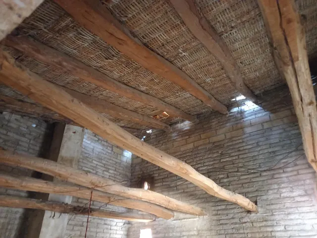 OCAQSION CASA DE PUEBLO A REFORMAR  PARCIALMENTE EN BENIFALLET — 21