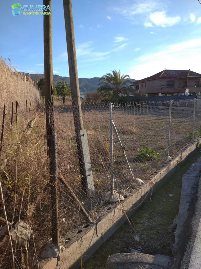 Parcela urbana para vivienda unifamiliar de hasta 300 m2 en  - foto 5