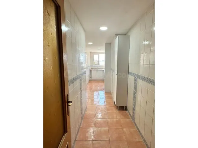 Venta de Piso 3 Dormitorios 2 Baños con Plaza de Garaje - foto 2