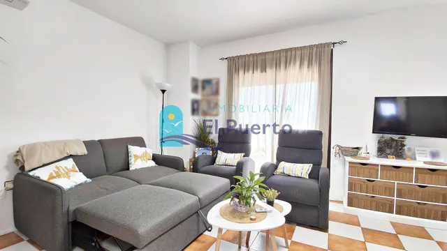APARTAMENTO SEMIREFORMADO CON PISCINA Y PARKING EN BAHÍA – R - foto 3