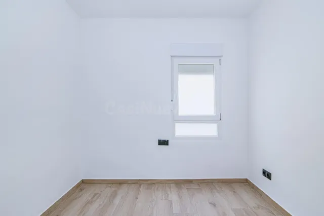 Venta 5 dormitorios. baño. aseo. reformado — 23
