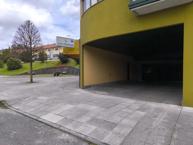 PLAZA DE GARAJE EN SANTIAGO — 13