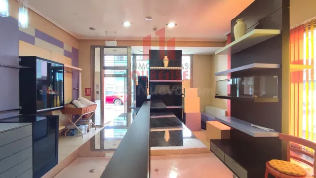 LOCAL COMERCIAL ACONDICIONADO SITUADO EN EL PUENTE CERCA DE  - foto 4