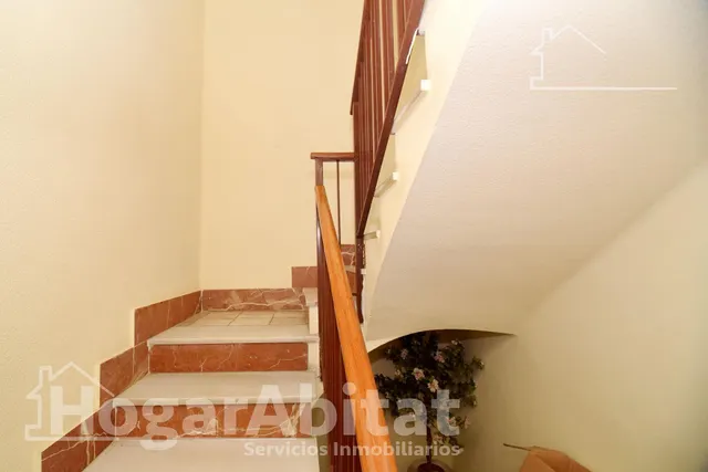 GRAN CASA CON TERRAZA Y TRASTERO — 38