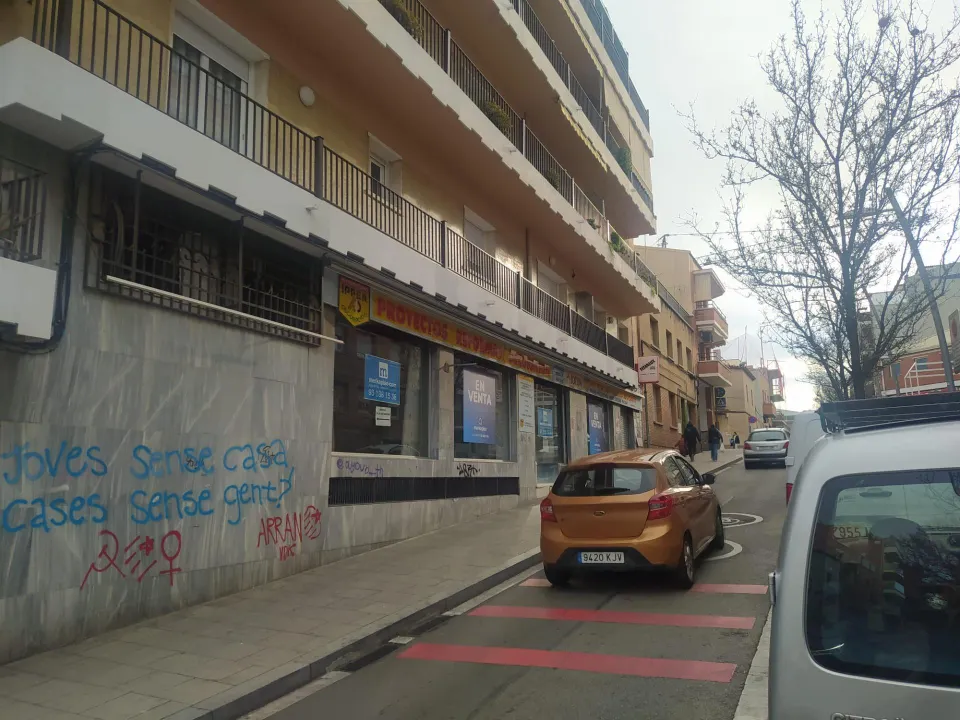 Gran local en Viladecans
