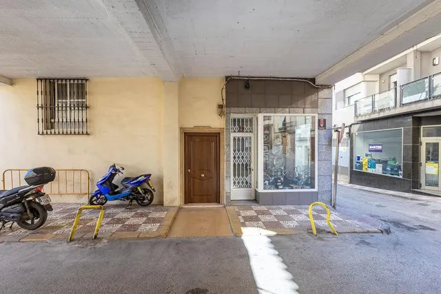 GRAN PISO EN LOS VILLARES - JAEN — 28
