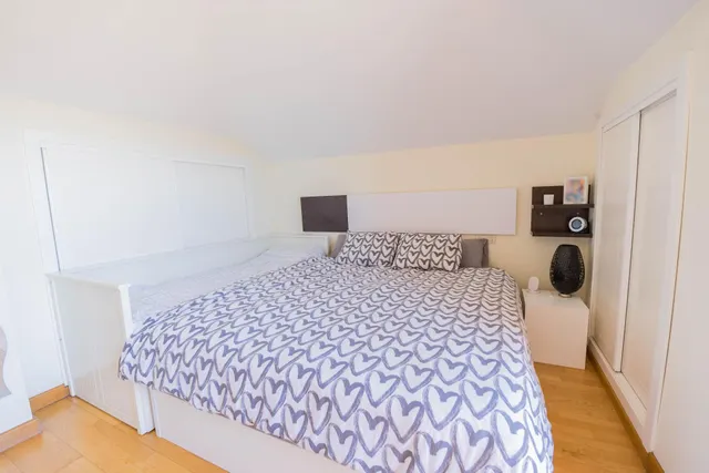 Chalet con Vistas al Mar  y la Montaña – Ubicación Privilegiada — 18