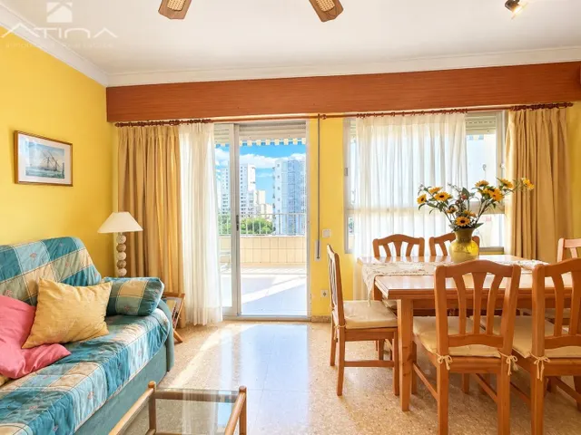 Apartamento en  la playa de Gandía a 200 metros del mar con piscina y garaje — 10