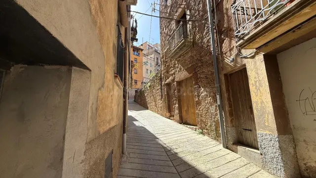 SE VENDE PISO EN CARDONA - foto 4