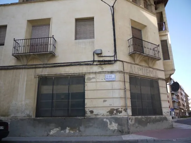 Venta de casa en Ejea de los Caballeros - foto 2