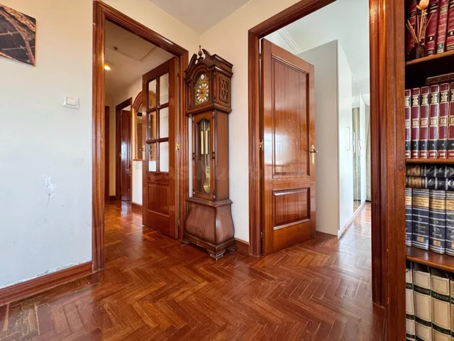 CASA CON VISTAS AL MAR ENTRE MARÍN Y PONTEVEDRA — 27