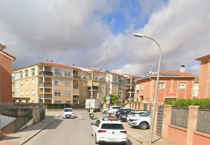 CASA EN VALDEPEÑAS