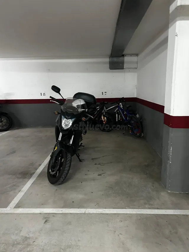 Plaza de coche cotxe en / Mas de Xaxars - foto 4