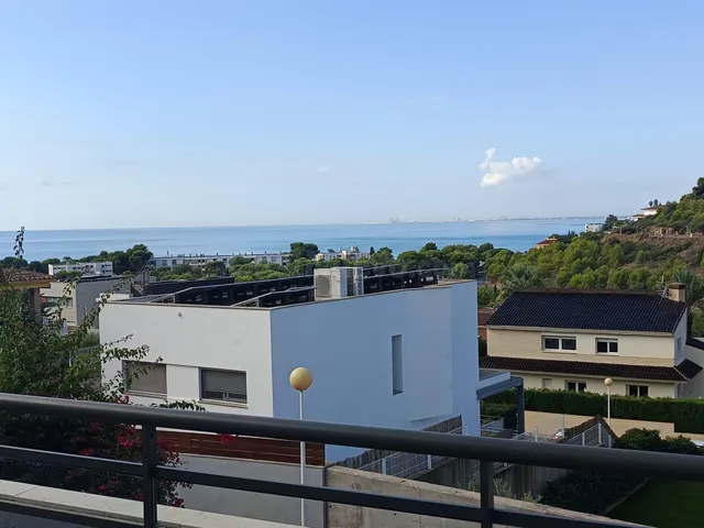ALQUILER ANUAL : Magnífico apartamento en alquiler anual en Torre Bellver — 4