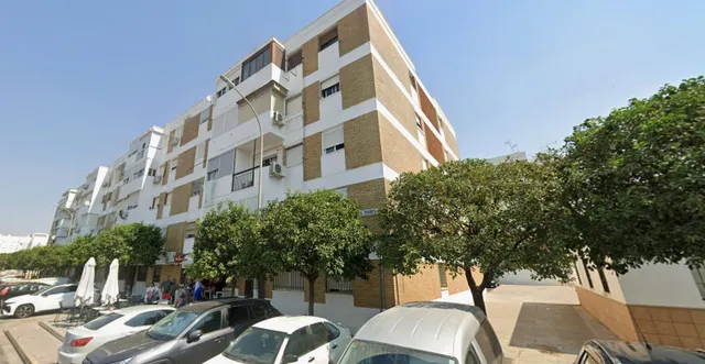 Venta de piso en Dos Hermanas - Sevilla — 2