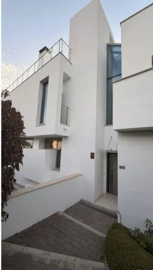 Villa 4 habitaciones en venta - Las Lomas de Río Verde — 13