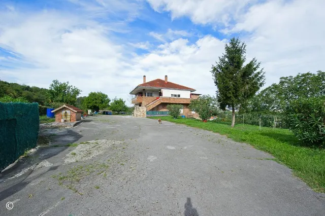 Casa 6 habitaciones 335m² en venta - El Callejo - La Pesquer - foto 3