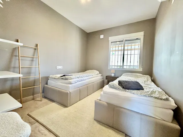 Villa 5 habitaciones 238m² en venta - La Zenia — 15
