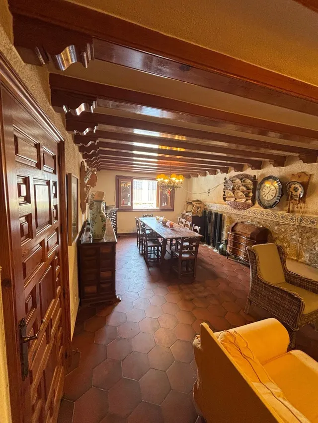 Chalet exclusivo con piscina cubierta de cristal y más de 300 m2 en urbanización Los Teatinos — 26