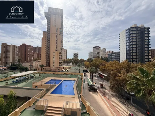 IMPRESIONANTE APARTAMENTO 1 DORMITORIO VISTAS AL MAR, EN PERFECTO ESTADO CON PISCINA Y GARAJE OPCIONAL (25000€) AV EUROPA — 10