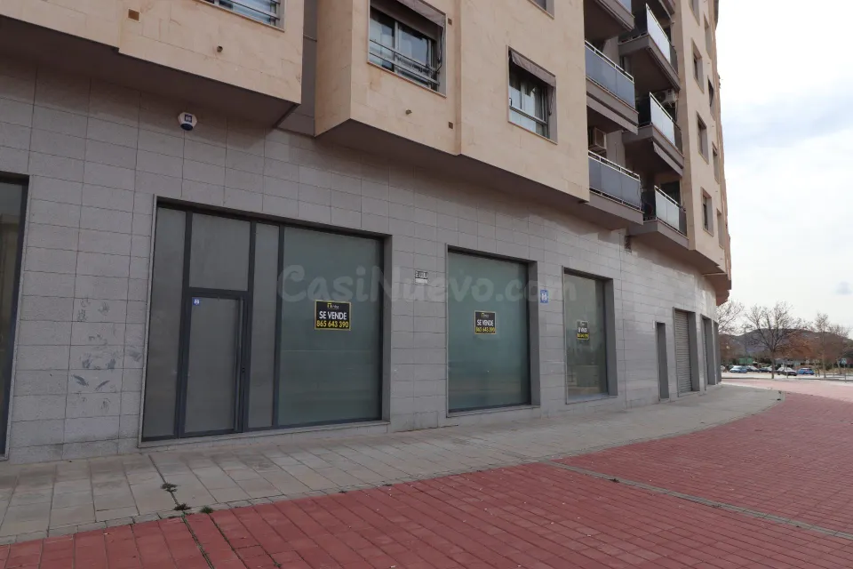 EXCLUSIVO LOCAL EN AVENIDA DE RONDA