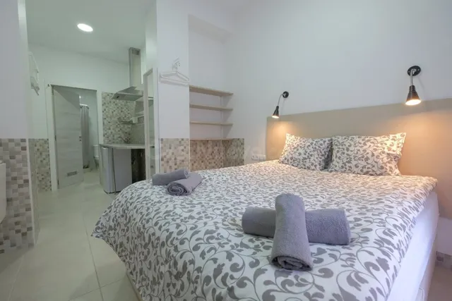 Hostal en el Centro Urbano - foto 2