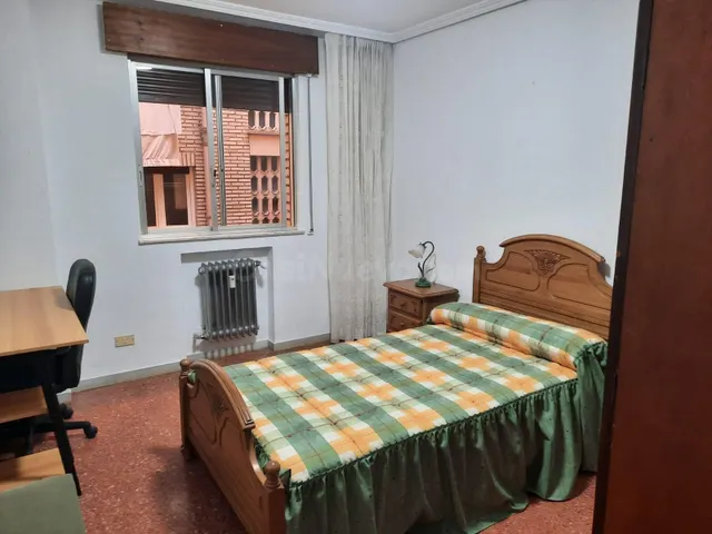 Piso 3 habitaciones 100m² en alquiler - Carmelitas-Oeste - foto 4