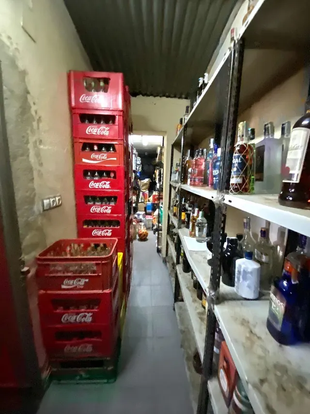 Negocio de hostelería en primera línea — 24