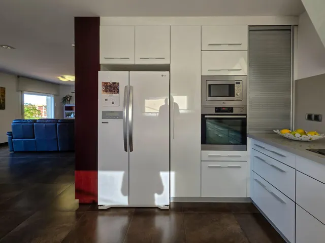 CASA DE 2 PLANTAS CON APARTAMENTO Y JARDIN — 35