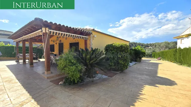 EN EXCLUSIVA - Chalet independiente en La Rodana con gran pa - foto 3