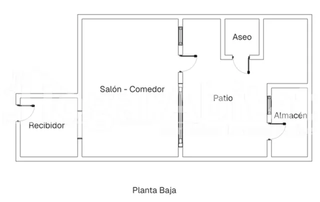 Amplia casa semireformada y amueblada — 39