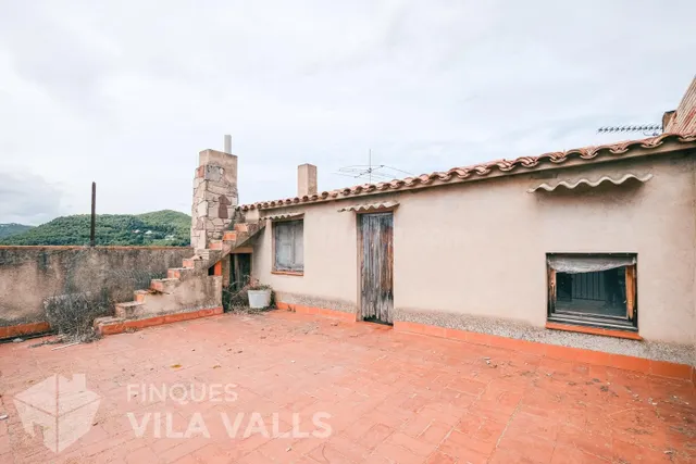 Casa para reformar con 226 m2, con espectaculares vistas en  - foto 2