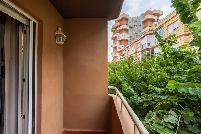 Amplia vivienda centrica en una de las mejores zonas de Almeria — 22