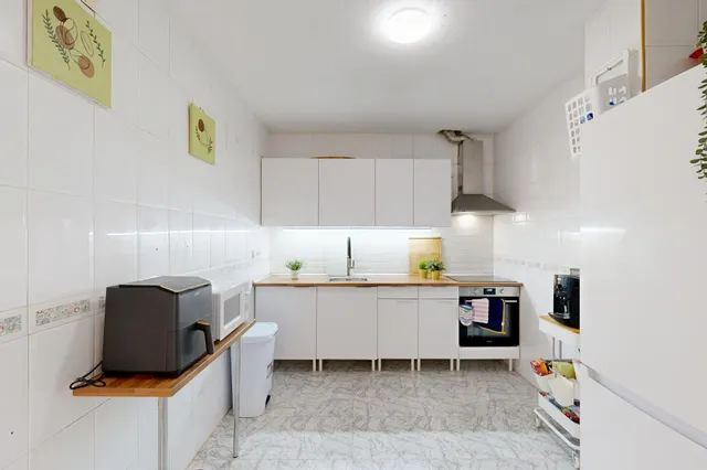 Espacioso piso en Canteras con gran dormitorio principal en suite, patio y plaza de garaje. Cartagena — 27