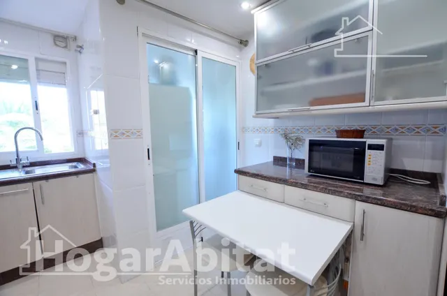 EN RESIDENCIAL CON PISCINA Y GARAJE CERCA DEL MAR — 14