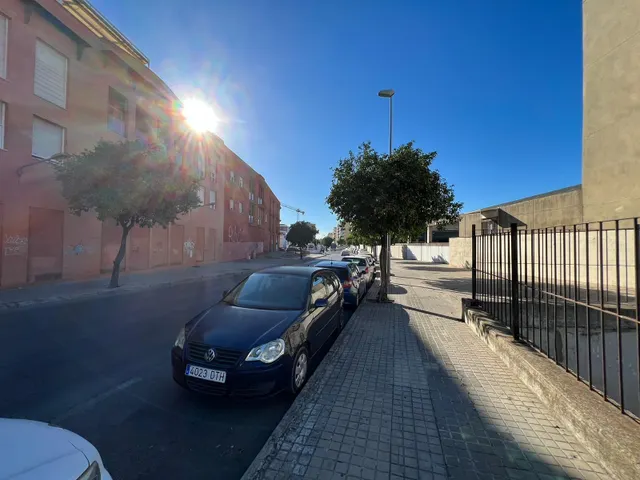 Local idóneo para supermercado, gimnasio y otras actividades comerciales con parkings — 5