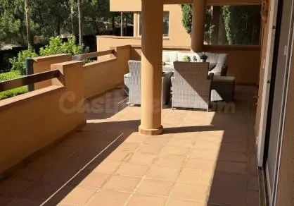 Exclusivo apartamento de 2 dormitorios con vistas panorámicas a la montaña en La Mairena 80m2 de jardin/50m2 de terraza — 3