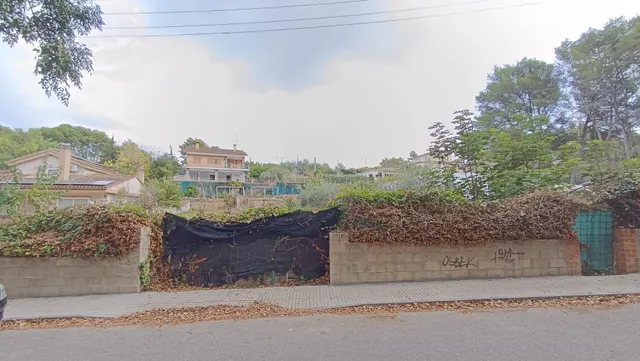 ¡¡ TERRENO EN CANYELLES - CALIFORNIAS !! — 9