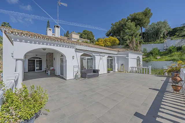 Chalet 4 habitaciones 256m² en venta - Paraiso-Barronal — 4