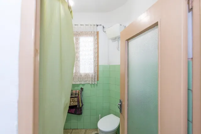 Piso para reformar junto a Plaza Einstein – 3 dormitorios y vistas despejadas — 14
