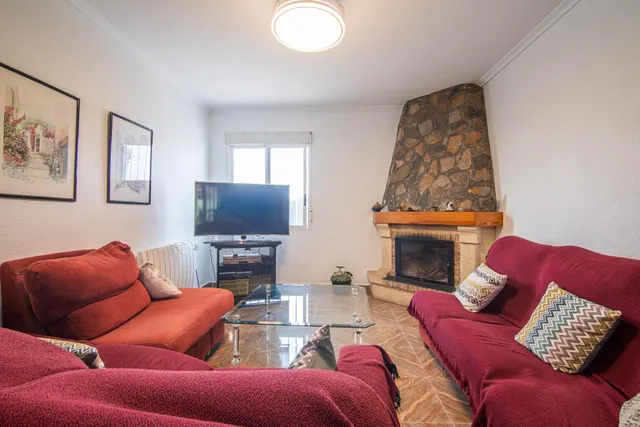Chalet sito en Valverde con 6 habitaciones, 3 baños, piscina y garaje — 31