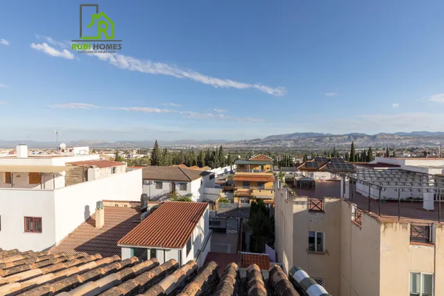 Casa adosada con terraza, vistas a Granada y Sierra Nevada, garaje y sótano — 33