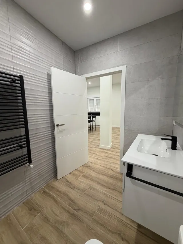 Exclusivo Piso en Alquiler - Calle Italia, Valladolid — 40