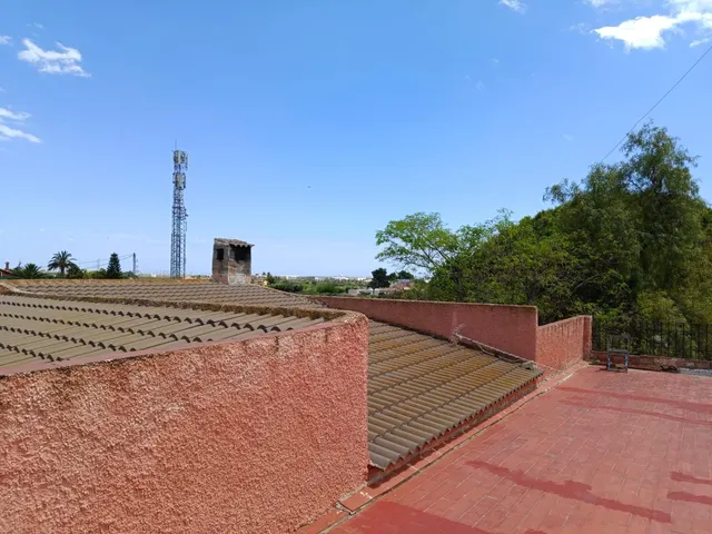 CASA DE CAMPO CERCA DE ELCHE — 42