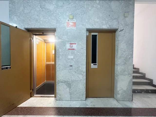 Apartamento con garaje a 300 m del mar — 25