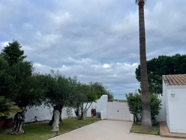 ESPECTACULAR FINCA CON DOS VIVIENDAS Y PISCINA - foto 4