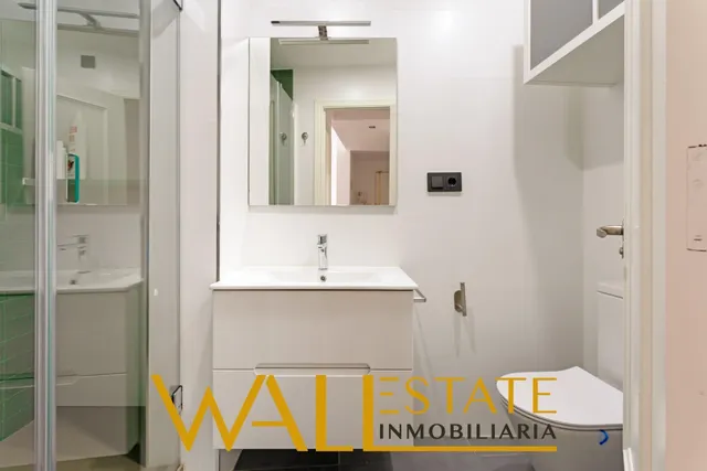 Exclusivo Piso Reformado en el Corazón de Madrid — 11