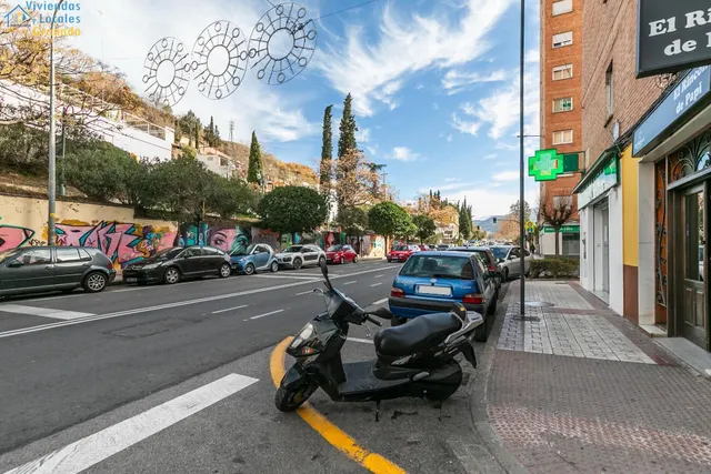 Local Comercial con 254 metros cuadrados junto a Carretera de la Sierra. — 15