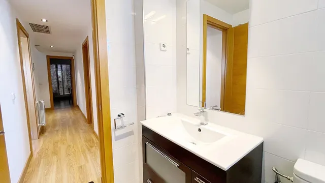 ¡EN ALQUILER PARA ESTUDIANTES! habitaciones EN CHALET CON REFORMA RECIENTE EN VILLANUEVA DE LA CAÑADA. — 22