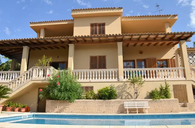 Chalet con vistas al mar — 33